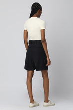 Load image into Gallery viewer, Gabardine bermuda shorts
