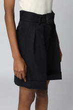 Load image into Gallery viewer, Gabardine bermuda shorts
