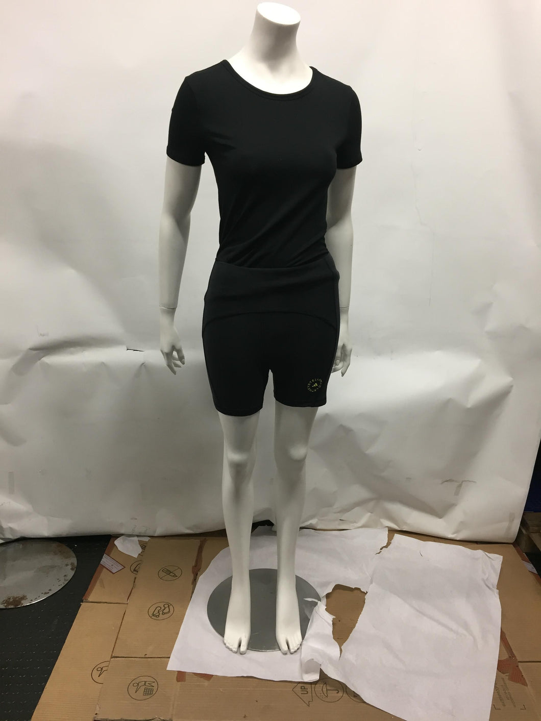 Techno fabric shorts