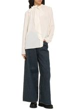 Load image into Gallery viewer, Utah crêpe blouse
