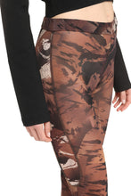 Load image into Gallery viewer, Printed flared trousers

