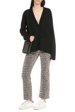 Load image into Gallery viewer, Wool cardigan

