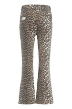 Load image into Gallery viewer, Betzy cropped jeans
