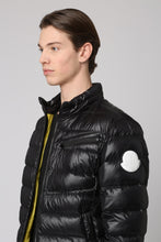 Load image into Gallery viewer, Amalteas techno fabric down jacket
