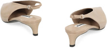 Load image into Gallery viewer, Leather slingback pumps
