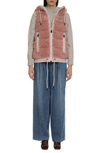 Load image into Gallery viewer, Faux fur waistcoat
