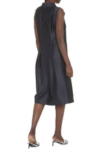 Load image into Gallery viewer, Sleeveless dress
