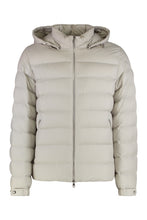 Load image into Gallery viewer, Short puffer Arneb with hood
