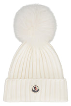 Load image into Gallery viewer, Wool hat with pompom
