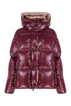 Load image into Gallery viewer, Short parka Parana with hood
