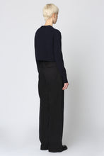 Load image into Gallery viewer, Wide-leg jeans
