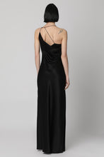 Load image into Gallery viewer, Crepe dress
