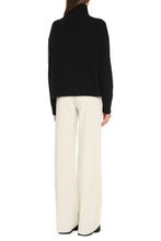 Load image into Gallery viewer, Wool and cashmere sweater
