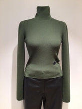 Load image into Gallery viewer, Ribbed turtleneck sweater
