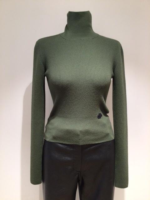 Ribbed turtleneck sweater