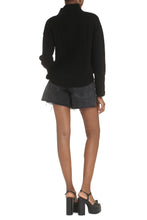 Load image into Gallery viewer, Kriss turtleneck sweater
