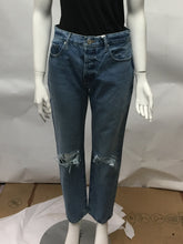 Load image into Gallery viewer, Destroyed straight leg jeans
