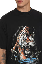 Load image into Gallery viewer, Welcome To The Jungle T-shirt in cotton with print
