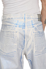 Load image into Gallery viewer, Third Cut foil effect jeans
