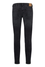 Load image into Gallery viewer, Tapered fit jeans
