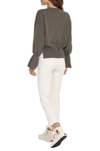 Load image into Gallery viewer, Virgin wool crew-neck sweater
