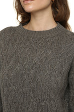 Load image into Gallery viewer, Cable knit sweater
