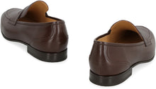 Load image into Gallery viewer, Saix leather loafers
