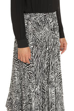 Load image into Gallery viewer, Printed pleated skirt
