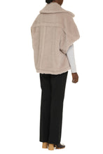 Load image into Gallery viewer, Newmanto vegan fur jacket
