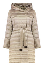 Load image into Gallery viewer, Reversible down jacket in water-repellent satin

