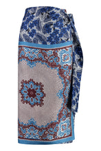 Load image into Gallery viewer, Nuevo printed silk skirt
