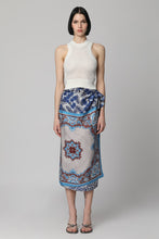 Load image into Gallery viewer, Nuevo printed silk skirt
