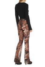 Load image into Gallery viewer, Danique cropped-cardigan
