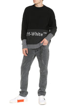 Load image into Gallery viewer, Crew-neck wool sweater
