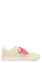 Load image into Gallery viewer, Sneakers low-top New Vulcanized in canvas
