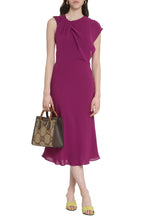 Load image into Gallery viewer, Oscuro crepe dress
