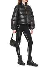 Load image into Gallery viewer, Short puffer jacket
