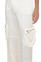 Load image into Gallery viewer, Cargo trousers
