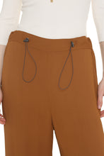 Load image into Gallery viewer, Crêpe wide-leg trousers
