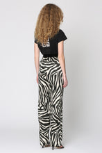 Load image into Gallery viewer, Printed silk pants
