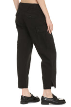 Load image into Gallery viewer, Stretch cotton cargo trousers
