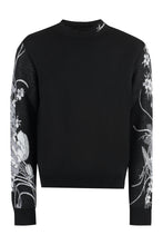 Load image into Gallery viewer, Crew-neck wool sweater
