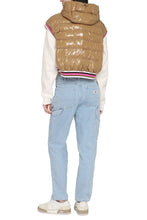 Load image into Gallery viewer, Hooded bodywarmer
