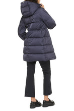Load image into Gallery viewer, Long hooded down jacket
