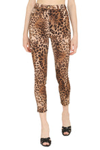 Load image into Gallery viewer, Leopard print skinny jeans
