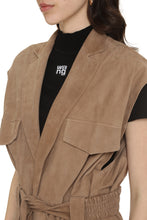 Load image into Gallery viewer, Suede vest
