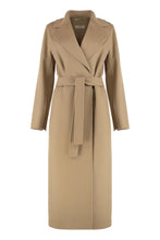 Load image into Gallery viewer, Coat with a wool fabric.
