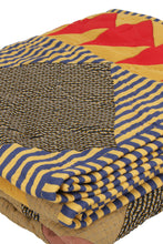 Load image into Gallery viewer, Patchwork quilts
