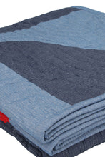 Load image into Gallery viewer, Patchwork quilts
