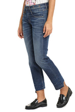 Load image into Gallery viewer, Boy-Straight jeans
